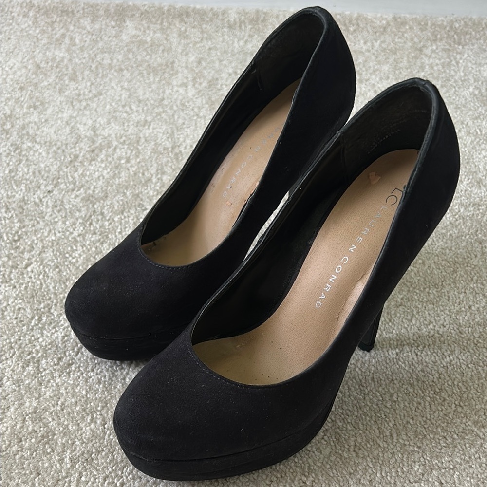 Black High Heel Pumps